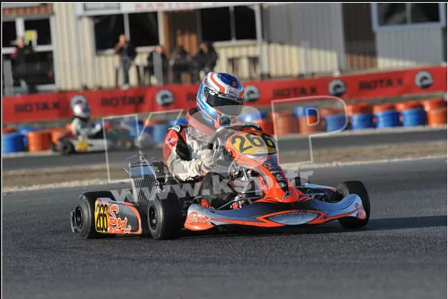 images/stories/champions-2009/morgan-riche_mini.jpg#joomlaImage://local-images/stories/champions-2009/morgan-riche_mini.jpg?width=644&height=429