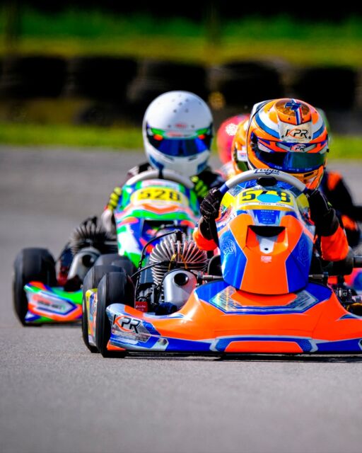 🏆 Les couleurs de l’Île-de-France ont brillé aux Championnats de France FFSA Karting 2026 !
🥇 Jules Chech – Champion de France Mini 60
🥈 Noah Sy – Vice-Champion de France Mini 60
🥈 Matéo Rivals – Vice-Champion de France Senior IAME
🥉 Evan Mainier – 3e en Senior IAME
Une performance collective exceptionnelle avec **7 pilotes franciliens dans le Top 10 de la finale Mini 60**, confirmant une nouvelle fois la qualité de la filière francilienne.
👏 Félicitations à l’ensemble de nos pilotes qui ont fièrement représenté la Ligue Île-de-France sur la scène nationale !
📸 @focus.ontrack | @twentyonecreation | @agencelgp | @bendemacedo | @arthurchopin
#LigueIDF #FFSAKarting #ChampionnatDeFrance #Karting #iame